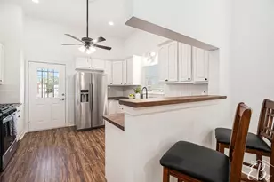 3515 Winnie St, Galveston, TX 77550 - Photo 8