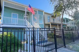 3515 Winnie St, Galveston, TX 77550 - Photo 36