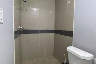 10120 Homestead Rd, Houston, TX 77016 - Photo 10