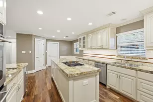 2914 Manila Ln, Houston, TX 77043 - Photo 12