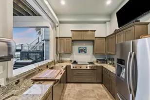 128 Starboard Dr, Dickinson, TX 77539 - Photo 40