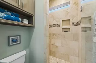 128 Starboard Dr, Dickinson, TX 77539 - Photo 32