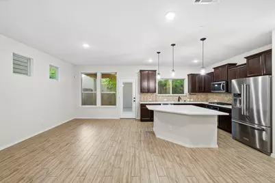 8663 Cedardale Park Drive, Houston, TX 77063 - Photo 12