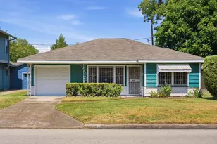 911 E 14th St, Houston, TX 77009 - Photo 1