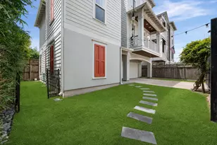 1121 Moy St, Houston, TX 77007 - Photo 2