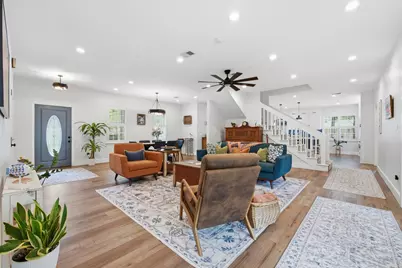 5 Maystar Court, The Woodlands, TX 77380 - Photo 6