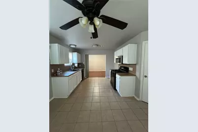 11010 View Pointe Lane, Houston, TX 77034 - Photo 8