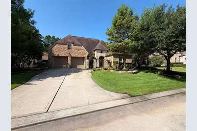 31 Woodglade Way, Tomball, TX 77375 - Photo 2