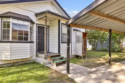 105 Graham Street, Baytown, TX 77520 - Photo 6