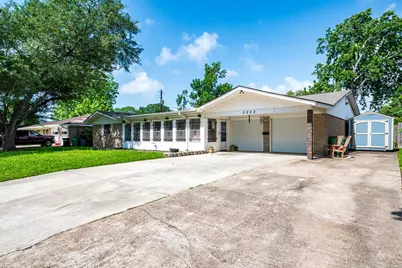 2202 French Place, Baytown, TX 77520 - Photo 2