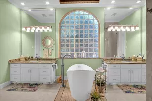 204 Oak Dr, Friendswood, TX 77546 - Photo 36