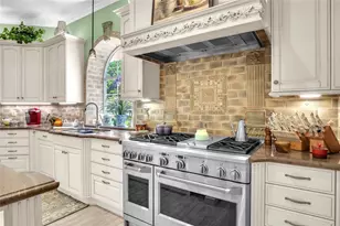 204 Oak Dr, Friendswood, TX 77546 - Photo 22