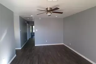 10133 Teneha Dr, Houston, TX 77033 - Photo 2