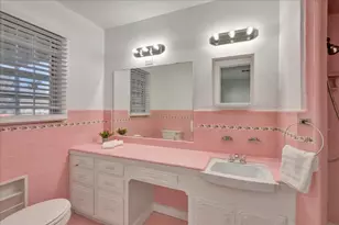 6303 Beldart St, Houston, TX 77087 - Photo 16