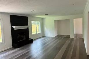 17402 Anvil Ct, Houston, TX 77090 - Photo 10