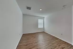 10721 Steinbeck Dr, Austin, TX 78747 - Photo 12