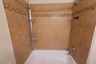 107 Avalon Way, Galveston, TX 77550 - Photo 18