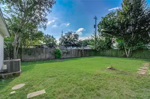 7530 Park Pl Blvd, Houston, TX 77087 - Photo 28