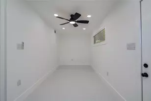 7530 Park Pl Blvd, Houston, TX 77087 - Photo 14