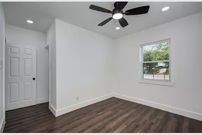 7530 Park Place Boulevard, Houston, TX 77087 - Photo 24