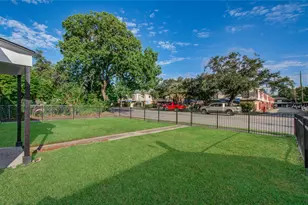 7530 Park Pl Blvd, Houston, TX 77087 - Photo 4