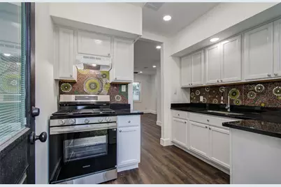 7530 Park Place Boulevard, Houston, TX 77087 - Photo 20