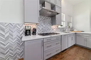 710 Delano St, Houston, TX 77003 - Photo 16