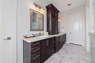 710 Delano St, Houston, TX 77003 - Photo 16