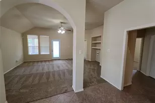 2009 Balsam Lake Ln, Pearland, TX 77584 - Photo 4