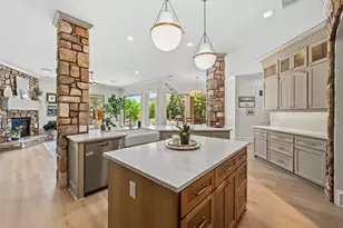 5906 S Royal Point Dr, Kingwood, TX 77345 - Photo 12