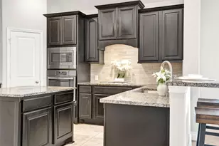 2107 Cinnamon Teal Cir, Brookshire, TX 77423 - Photo 12