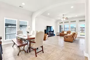 2107 Cinnamon Teal Cir, Brookshire, TX 77423 - Photo 10