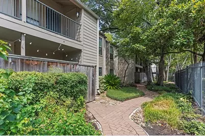 1100 Augusta Drive #3, Houston, TX 77057 - Photo 2