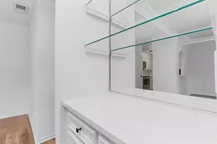 1100 Augusta Dr, Houston, TX 77057 - Photo 10