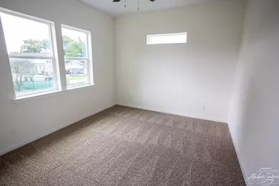 902 Ringold Street #A/B, Houston, TX 77088 - Photo 10