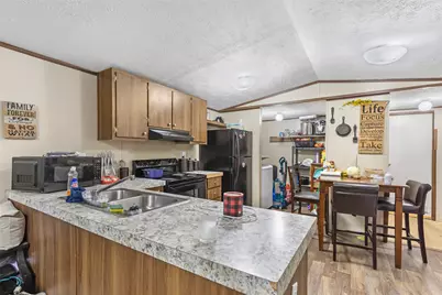 440 Petersburg Drive, Livingston, TX 77351 - Photo 10