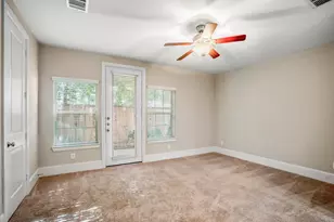 11005 Acorn Falls Dr, Houston, TX 77043 - Photo 18