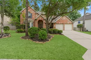 51 N Scribewood Cir, The Woodlands, TX 77382 - Photo 2