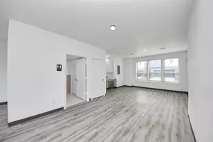 18716 Centro Main St, Shenandoah, TX 77385 - Photo 8