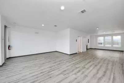 18716 Centro Main Street, Shenandoah, TX 77385 - Photo 6