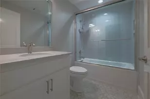 111 201 W Jefferson St, Madison, GA 30650 - Photo 8