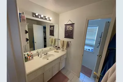 718 Redwing Park Drive, Houston, TX 77009 - Photo 10