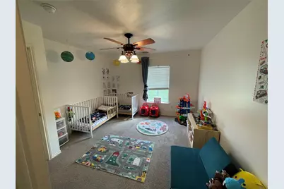 718 Redwing Park Drive, Houston, TX 77009 - Photo 14