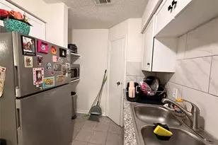 2501 Gulf Freeway, Dickinson, TX 77539 - Photo 8