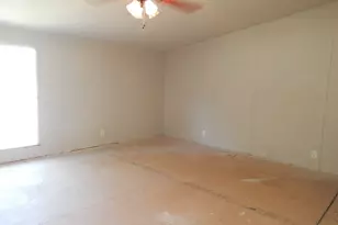 16117 Lone Star Ranch Dr, Conroe, TX 77302 - Photo 4