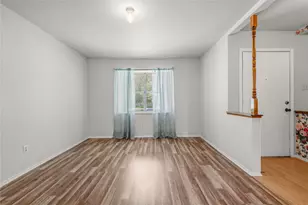 19023 Lakeshire St, Humble, TX 77346 - Photo 8