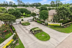 13600 Breton Ridge St, Houston, TX 77070 - Photo 2