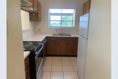 2710 Grants Lake Boulevard #C16, Sugar Land, TX 77479 - Photo 6