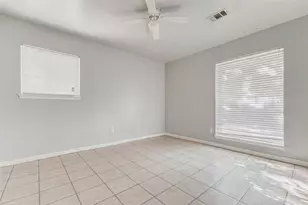 3918 Dalmatian Dr, Houston, TX 77045 - Photo 10