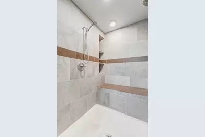 3918 Dalmatian Drive, Houston, TX 77045 - Photo 6